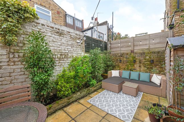 Flat for sale in Prothero Road, Hammersmith And Fulham, London