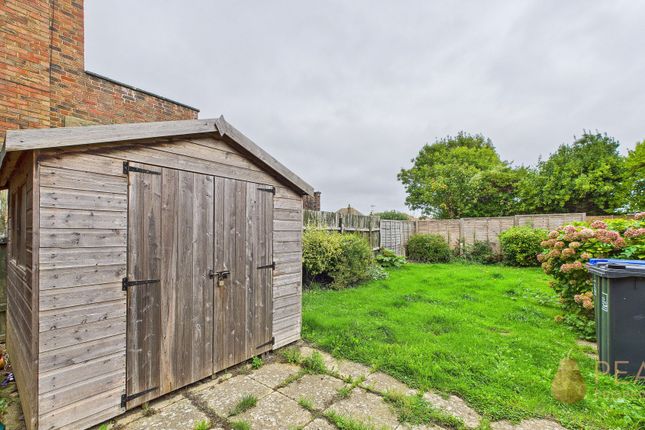 144 Aldsworth Avenue, Worthing photo 3