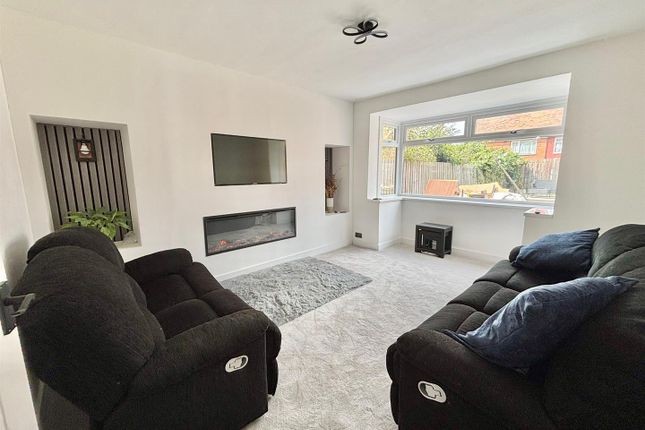 11, Beresford Avenue, Hornsea photo 2