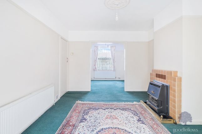 295, Bishopsford Road, Morden photo 4