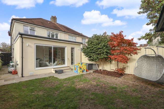 Kingsmead Avenue, Surbiton photo 4