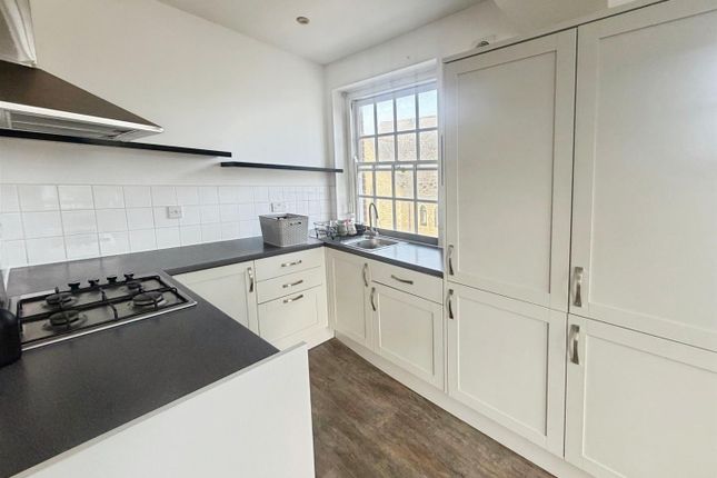 Flat 3, 91-95, High Street, Herne Bay photo 2