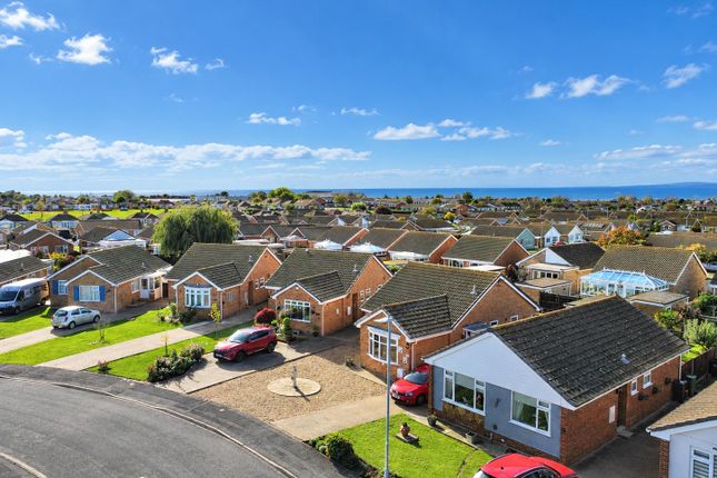 Durrell Close, Eastbourne photo 2