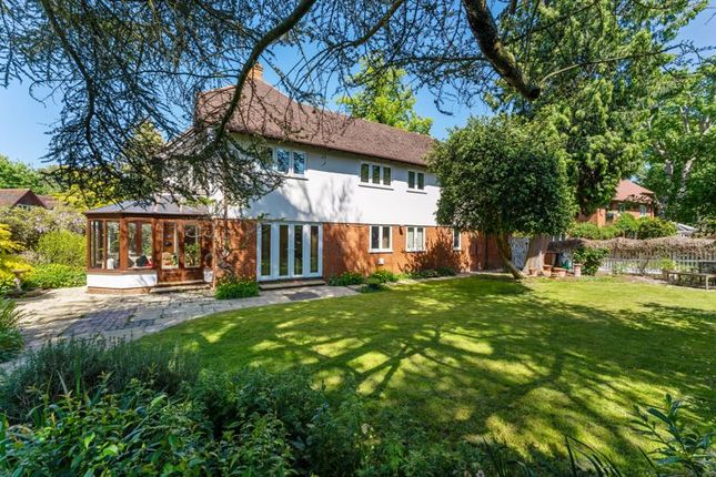 Thumbnail Detached house for sale in North Road, Hertford