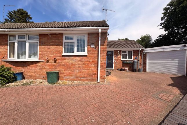 2-bed house on 25, St Catherines Close, Northamptonshire, £284,000