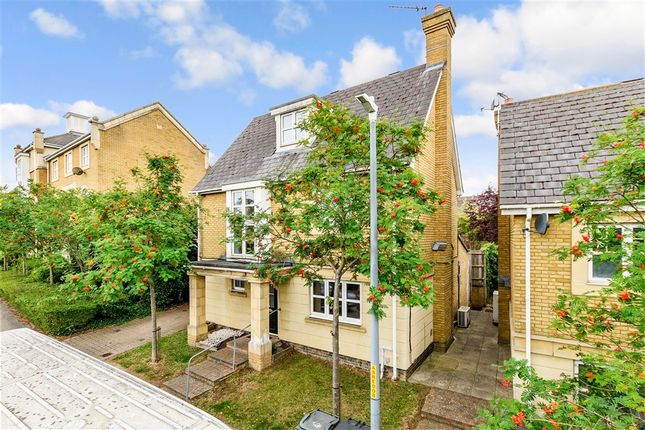Sanderling Way, Greenhithe photo 4