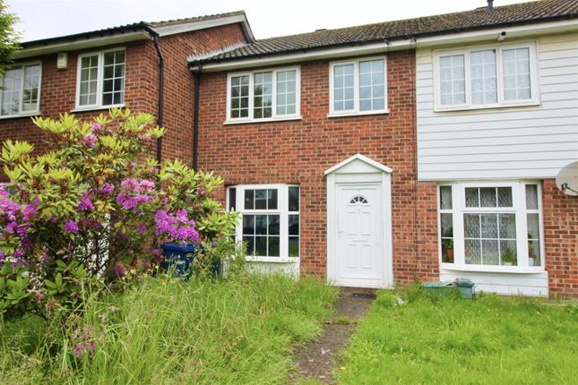 Thumbnail Terraced house for sale in Canterbury Close, Greenford