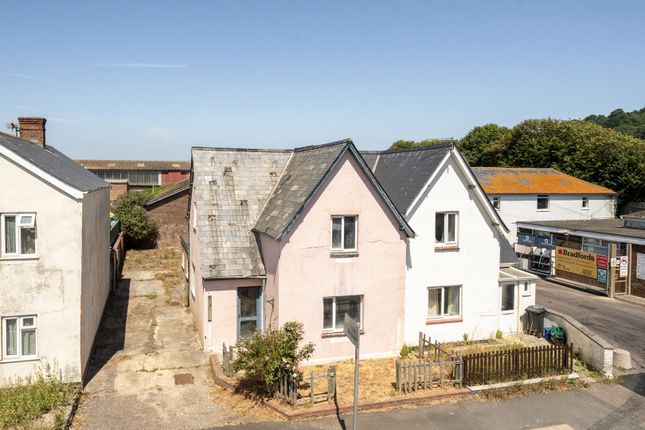 3-bed house on 109, Harbour Road, Seaton, £100,000