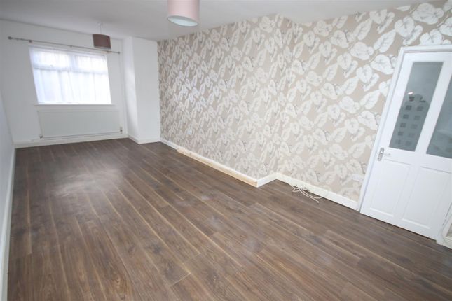 33, Salteye Road, Eccles photo 3