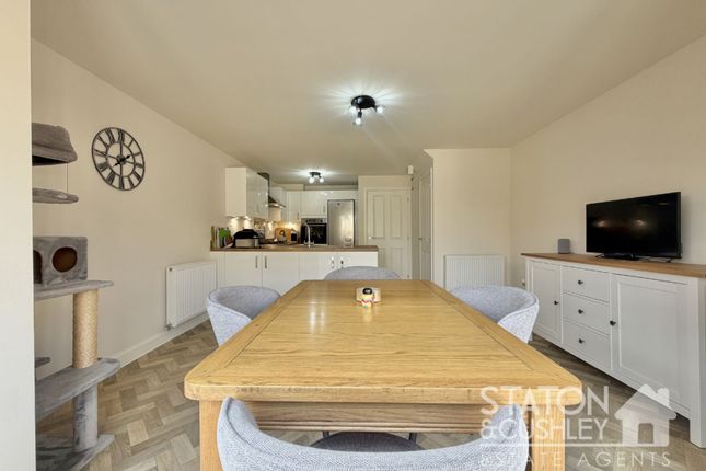 13 Juniper Drive, Mansfield photo 4