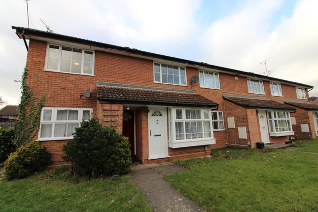Thumbnail Maisonette for sale in Concorde Way, Woodley, Reading
