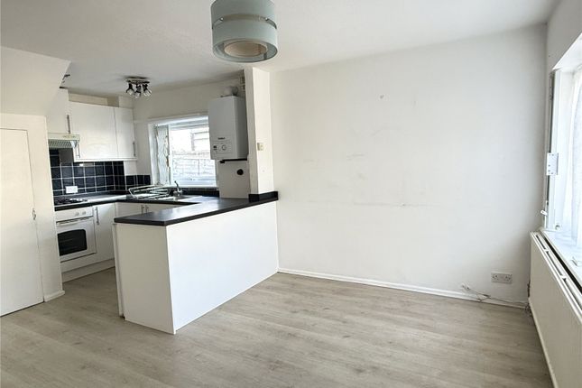 49A,, Leicester Road, Barnet photo 3
