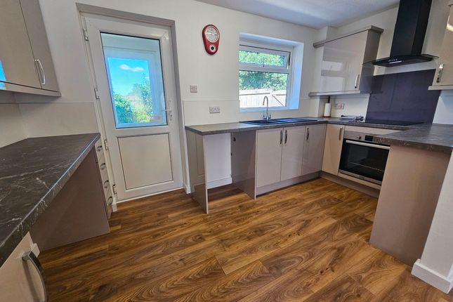 10 Paramore Way, South Molton photo 4
