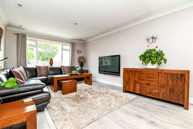 95, Barton Drive, New Milton photo 4