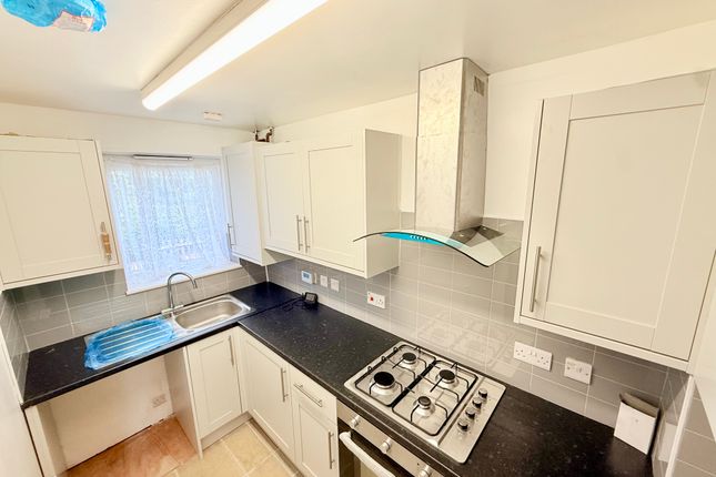 5, Gadwall Way, Thamesmead photo 4