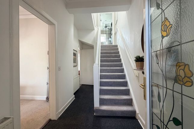 345 Glasgow Road, Glasgow photo 2