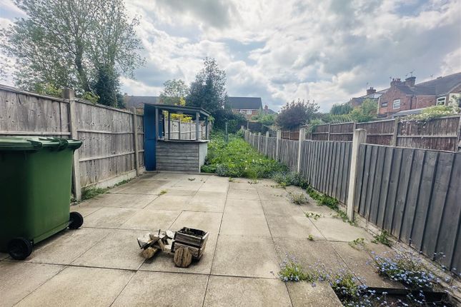 19, Erdington Road, Atherstone photo 2