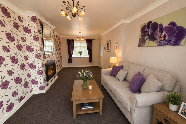 30, Denry Crescent, Newcastle-under-Lyme photo 5