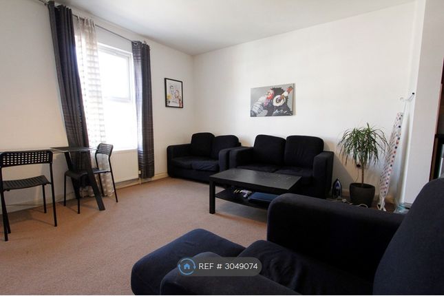 Flat, Oxford Road, Reading photo 3