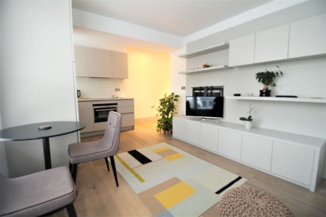 Flat 10, Abbeville Road, Abbeville Road, London photo 3