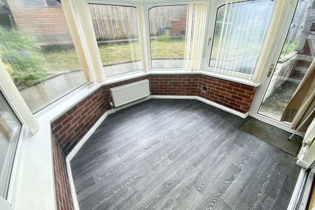 62, Lon Brynawel, Swansea photo 4