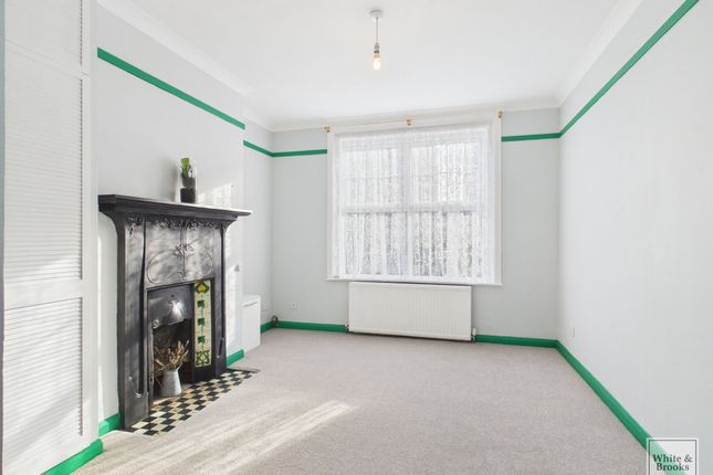 Flat 3, 24 Richmond Avenue, Bognor Regis photo 2