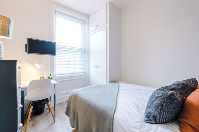 22, Tavistock Road, Newcastle photo 2