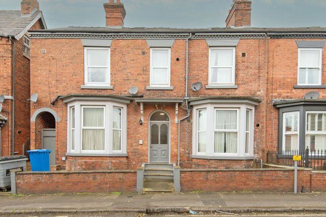 Flat to rent in Fairfield Road, Chesterfield