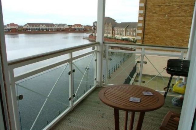Flat 10, Pacific Heights North, Eastbourne photo 3