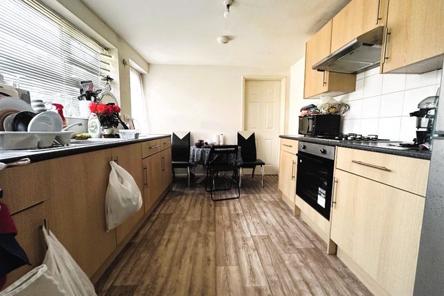 32, North Street, Wellingborough photo 4