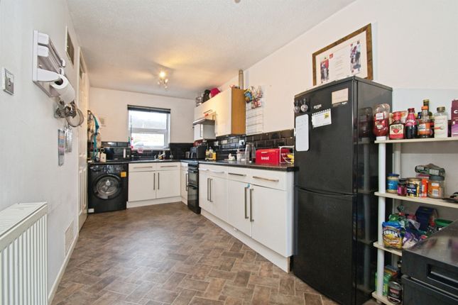 49, Maes Yr Awel, Pontypridd photo 3