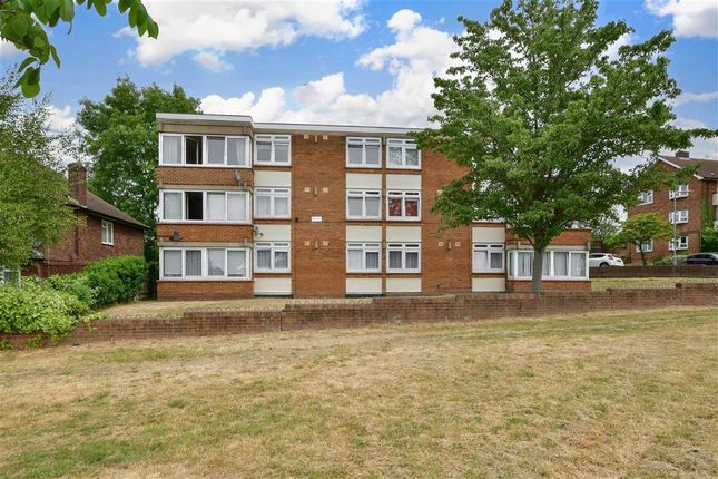 Thumbnail Flat for sale in Love Lane, Woodford Green, Essex