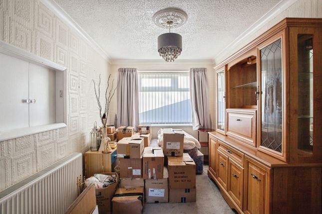 5, St. Davids Drive, Sheffield photo 3