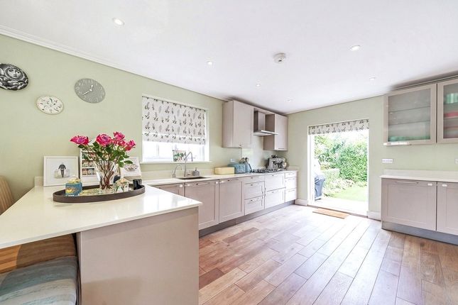 5, Brookland Close, London photo 3