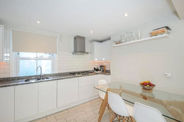 7, The Grove, Berkshire photo 5