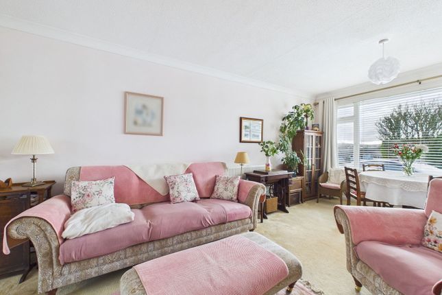 34, Langdon Fields, Brixham photo 3