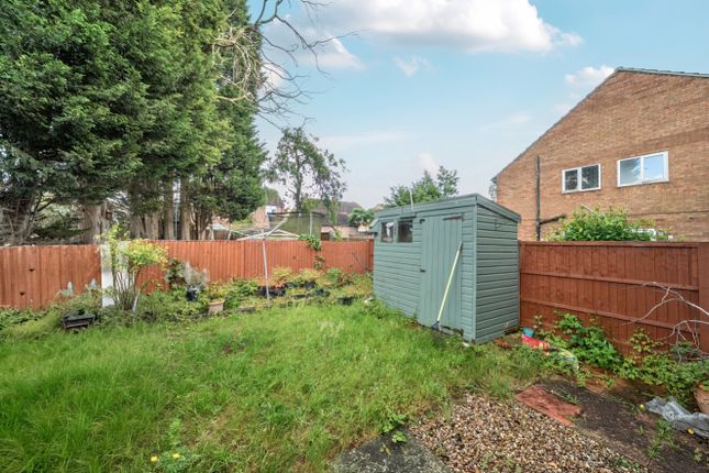 30, Dellfield Avenue, Lincoln photo 4