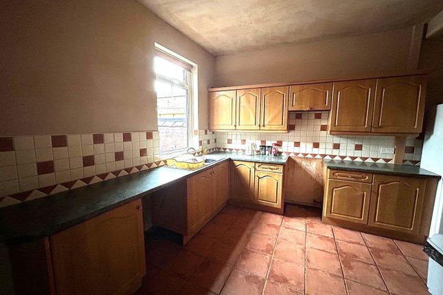 85, Windermere Road, Leigh photo 3
