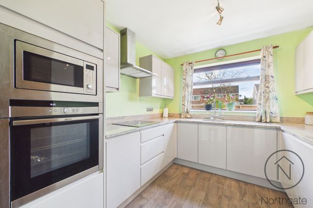 26 Ranulf Court, Newton Aycliffe photo 3