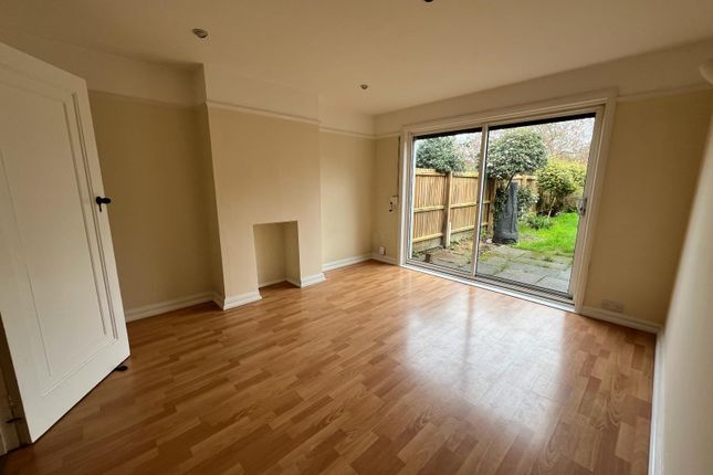 Semi-detached house to rent in Hurst Park Avenue, Cambridge