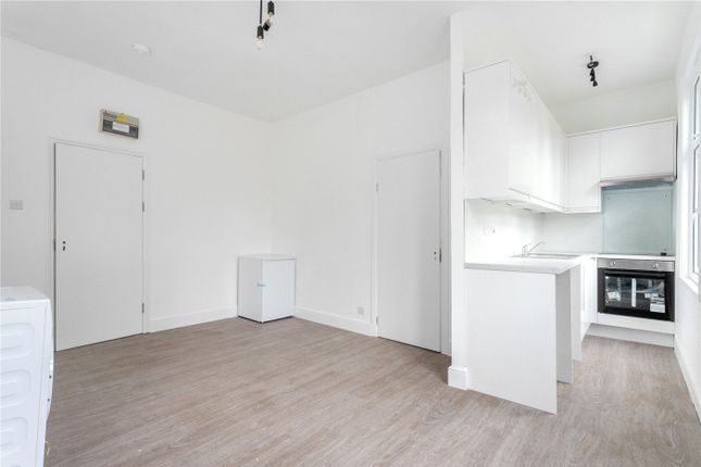 Thumbnail Studio to rent in Caledonian Road, London