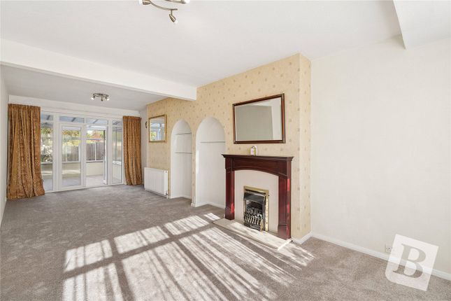 St. Marys Lane, Upminster photo 4