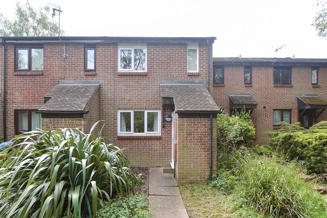 2-bed house on Bishopstone Walk, Crawley, £177,000