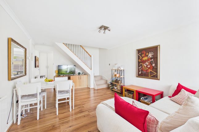 51 Littlewood, High Wycombe photo 2