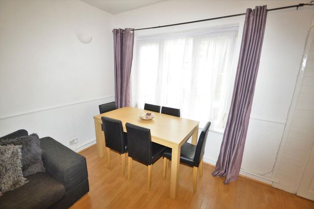 13 James Lane, London photo 5