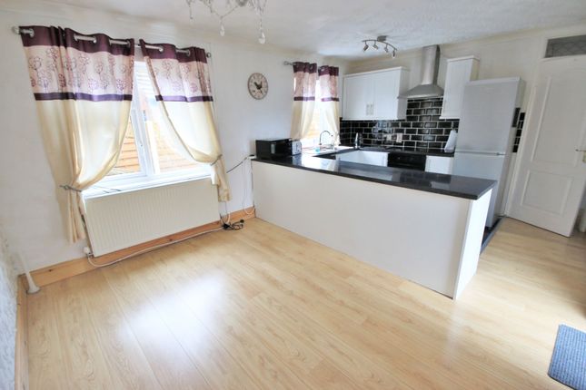 30 Richmond Street, Wigan photo 5