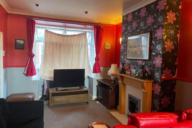 14, Myrtle Avenue, Hull photo 4