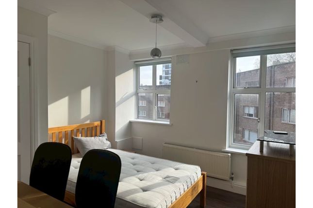 218 Park West, Park West Place, London photo 3