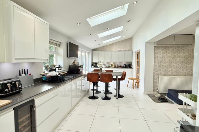 10 Seymour Road, Ringwood photo 2