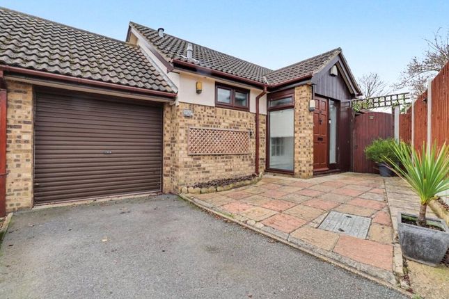2-bed bungalow on 14, Pilgrims Close, Essex, £425,000